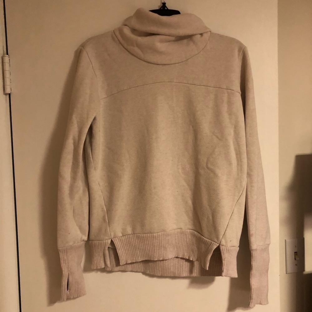 Alo Yoga Sweater